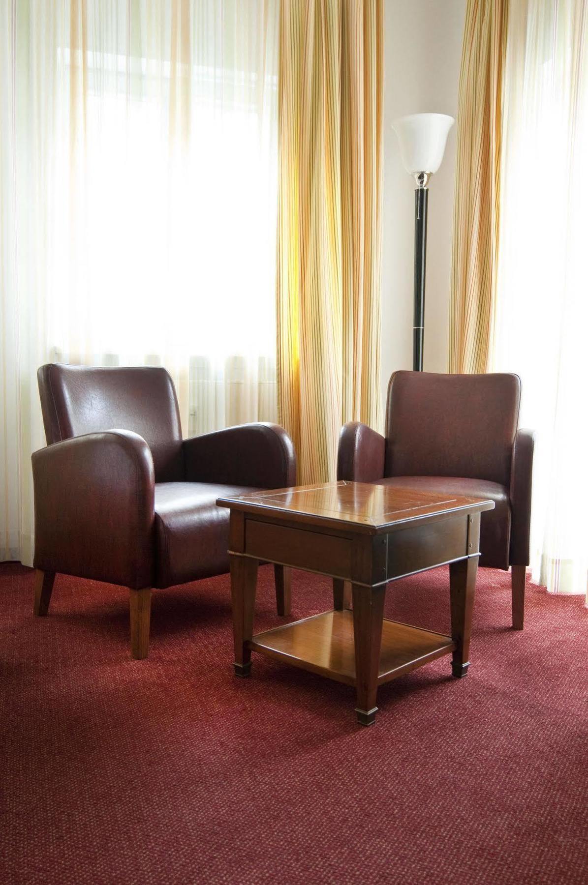 Hotel & Gasthaus Backmulde ไฮเดลเบิร์ก ภายนอก รูปภาพ